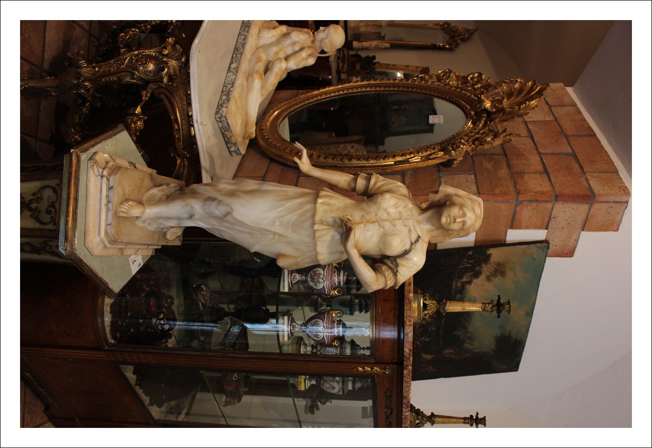 Scultura in Alabastro